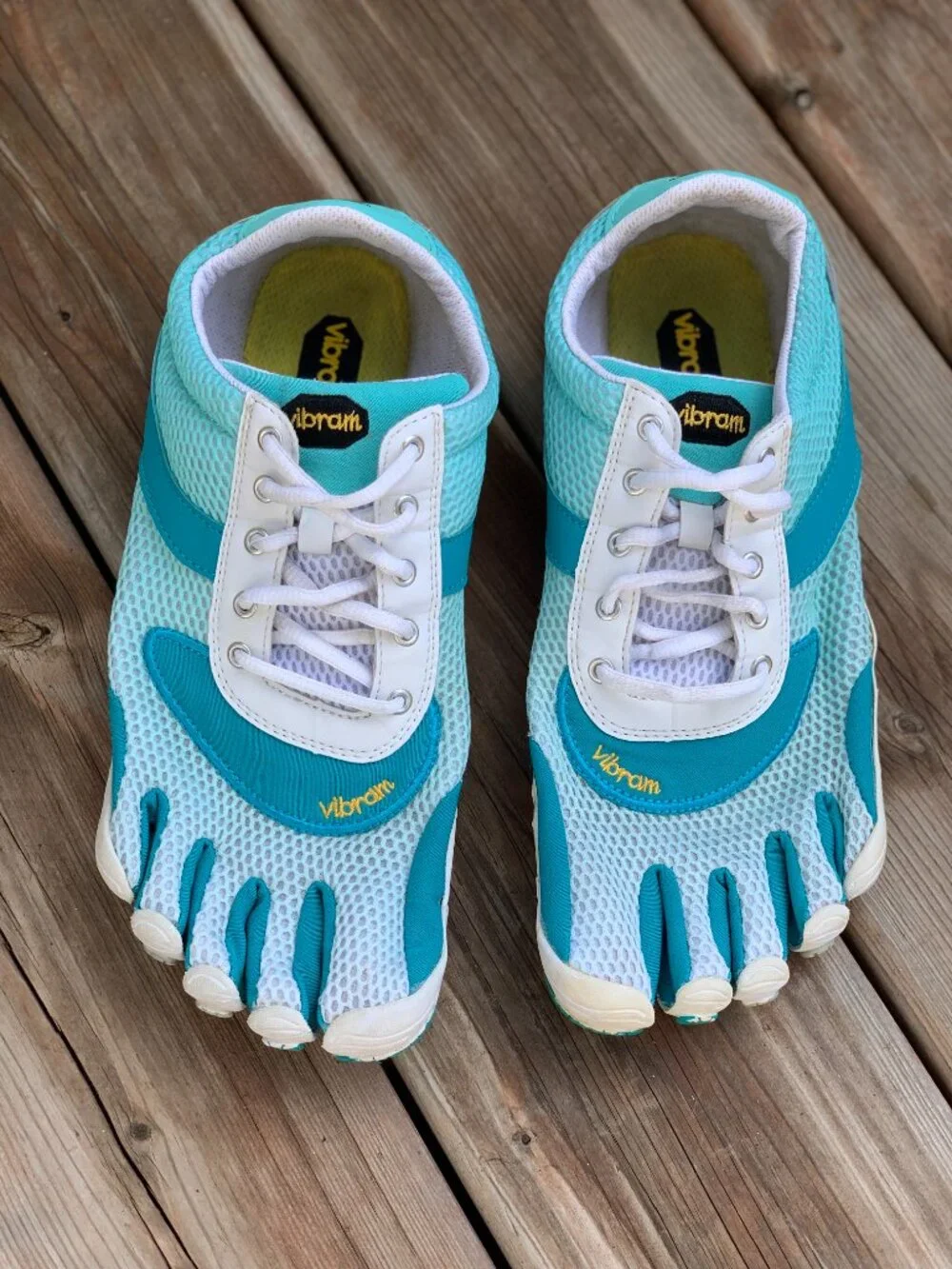 Vibram fivefingers barefoot